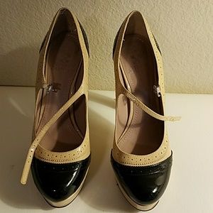 Hot!! Vince Camuto Platform Mary Jane pumps